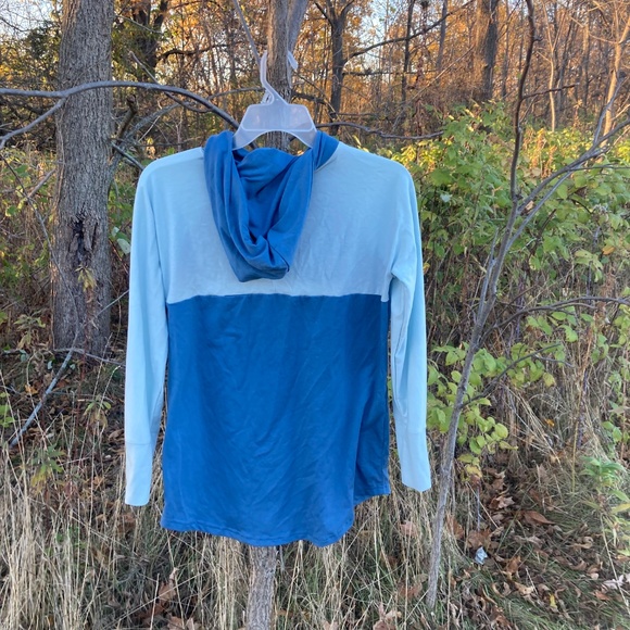 Sz S The Mountains Are Calling LLR “Amber” hoodie, blue, EUC - Picture 2 of 3